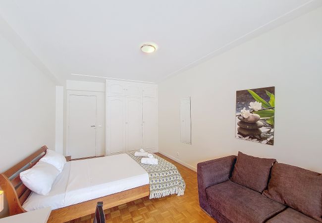 Apartment in Nice - 2100€/MONTH ALL INCLUSIVE - MOBILITY LEASE FROM 1 TO 10 MONTHS  Apartment in Nice - 2100€/MONTH ALL INCLUSIVE - MOBILITY LEASE FROM 1 TO 10 MONTHS