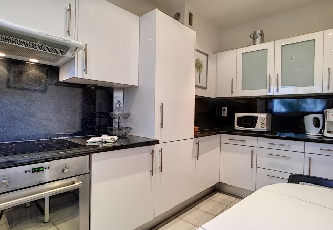 Apartment in Nice - N&J - L'OLYMPIC - Central - Very close sea  Apartment in Nice - N&J - L'OLYMPIC - Central - Very close sea