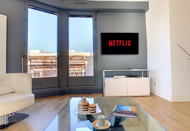 Apartment in Nice - N&J - LES AIGLES - Very close sea - Top floor Apartment in Nice - N&J - LES AIGLES - Very close sea - Top floor