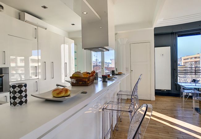 Apartment in Nice - N&J - LES AIGLES - Very close sea - Top floor Apartment in Nice - N&J - LES AIGLES - Very close sea - Top floor