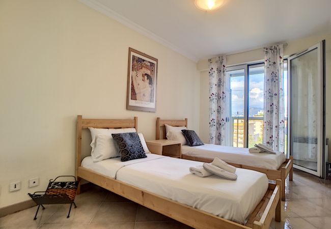 Apartment in Nice - N&J -PALAIS RENOIR - Close sea - Free parking Apartment in Nice - N&J -PALAIS RENOIR - Close sea - Free parking