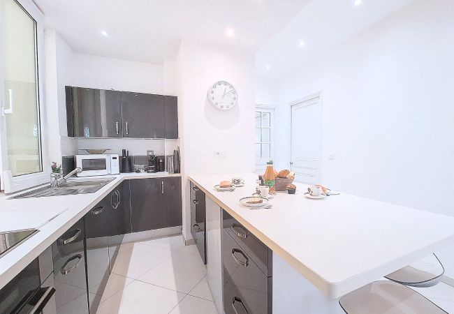 Apartment in Nice - GUIGLIA JARDIN MOBILITY LEASE FROM 1 TO 10 MOIS Apartment in Nice - GUIGLIA JARDIN MOBILITY LEASE FROM 1 TO 10 MOIS