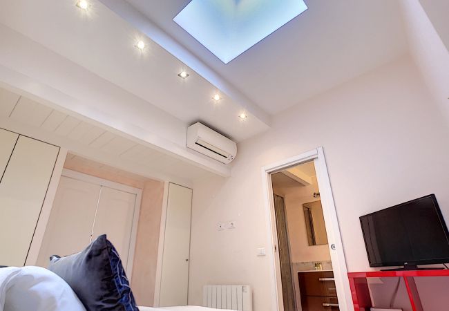 Apartment in Nice - N&J - LE DUPLEX - Central - Very close sea Apartment in Nice - N&J - LE DUPLEX - Central - Very close sea