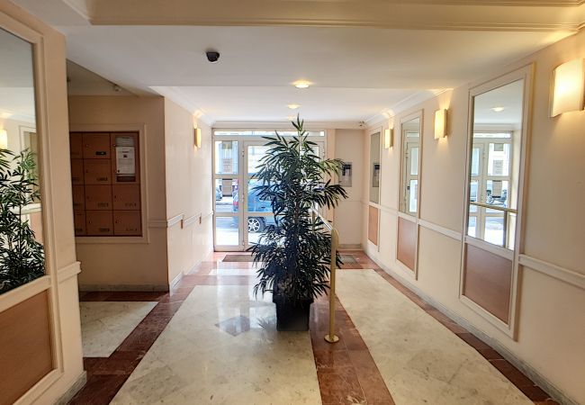 Apartment in Nice - N&J - VILLA HARMONIE TERRASSE - Central - Parking Apartment in Nice - N&J - VILLA HARMONIE TERRASSE - Central - Parking