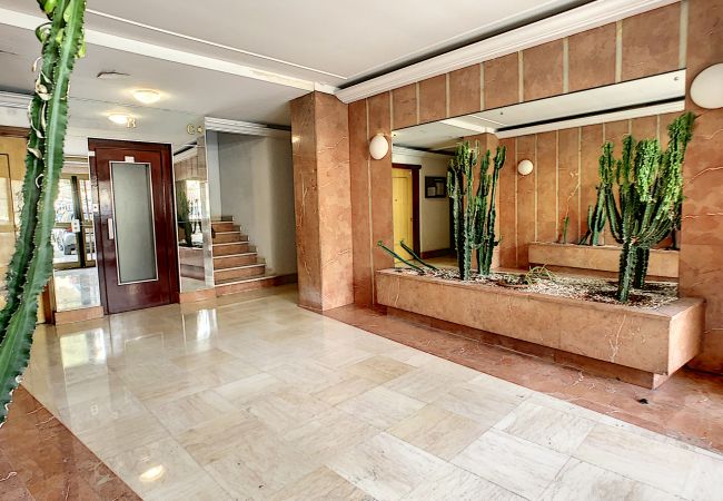 Apartment in Nice - N&J - SOLAR  - Baumettes district Apartment in Nice - N&J - SOLAR  - Baumettes district