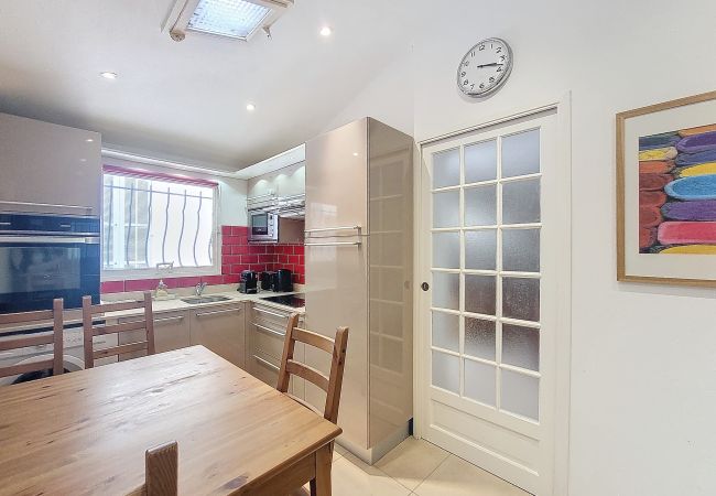 Apartment in Nice - N&J - MAISON COURNICHEE- Central - Very close sea  Apartment in Nice - N&J - MAISON COURNICHEE- Central - Very close sea