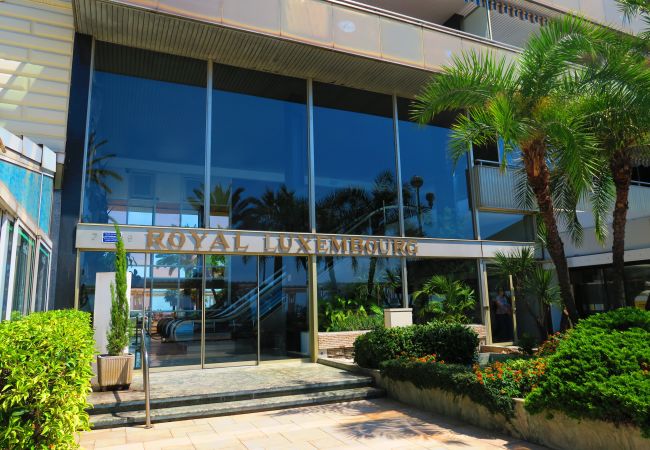 Apartment in Nice - N&J - SUITE ROYAL LUXEMBOURG - Rooftop pool Apartment in Nice - N&J - SUITE ROYAL LUXEMBOURG - Rooftop pool