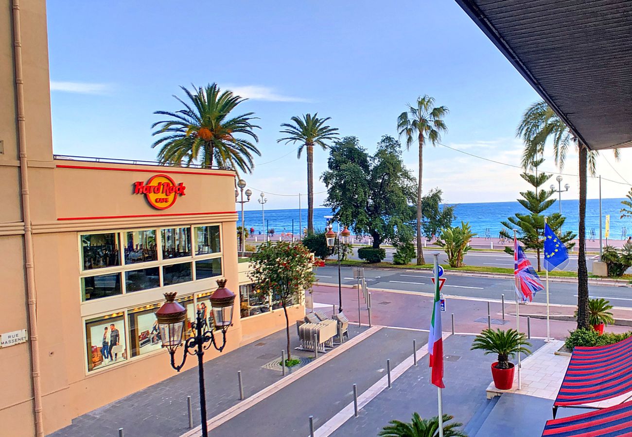 Apartment in Nice - N&J - SUITE ROYAL LUXEMBOURG - Rooftop pool