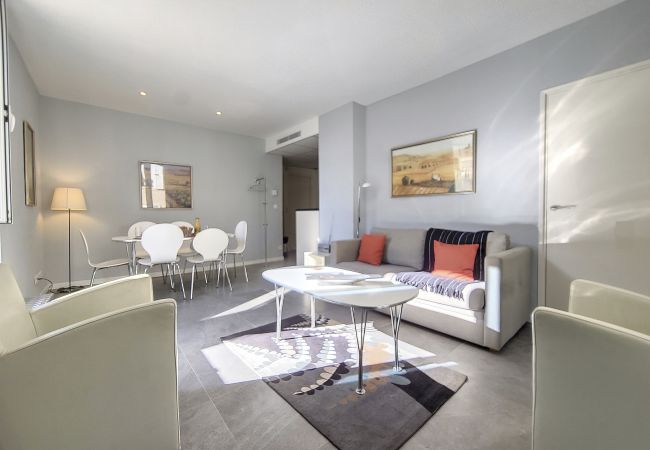 Apartment in Nice - N&J - ALPHONSE KARR TERRASSE - Central - By sea Apartment in Nice - N&J - ALPHONSE KARR TERRASSE - Central - By sea