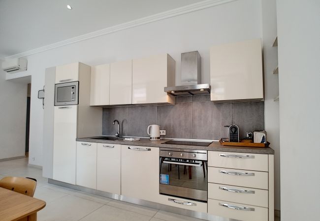 Apartment in Nice - N&J - COLIBRI PRESTIGE - Central - By sea Apartment in Nice - N&J - COLIBRI PRESTIGE - Central - By sea