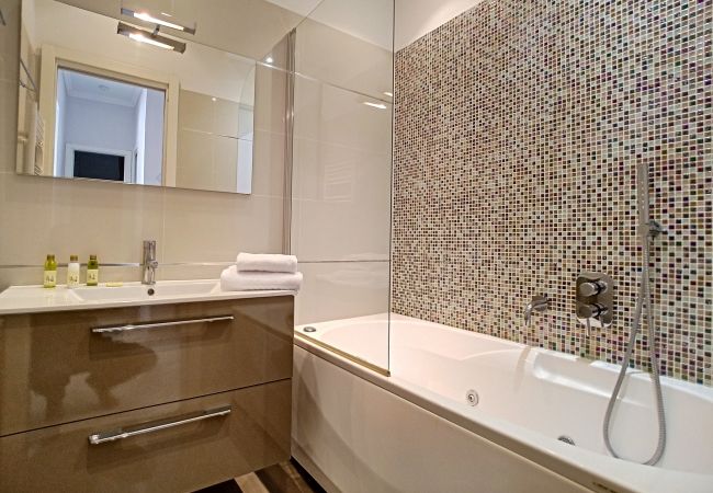 Apartment in Nice - N&J - COLIBRI PRESTIGE - Central - By sea Apartment in Nice - N&J - COLIBRI PRESTIGE - Central - By sea