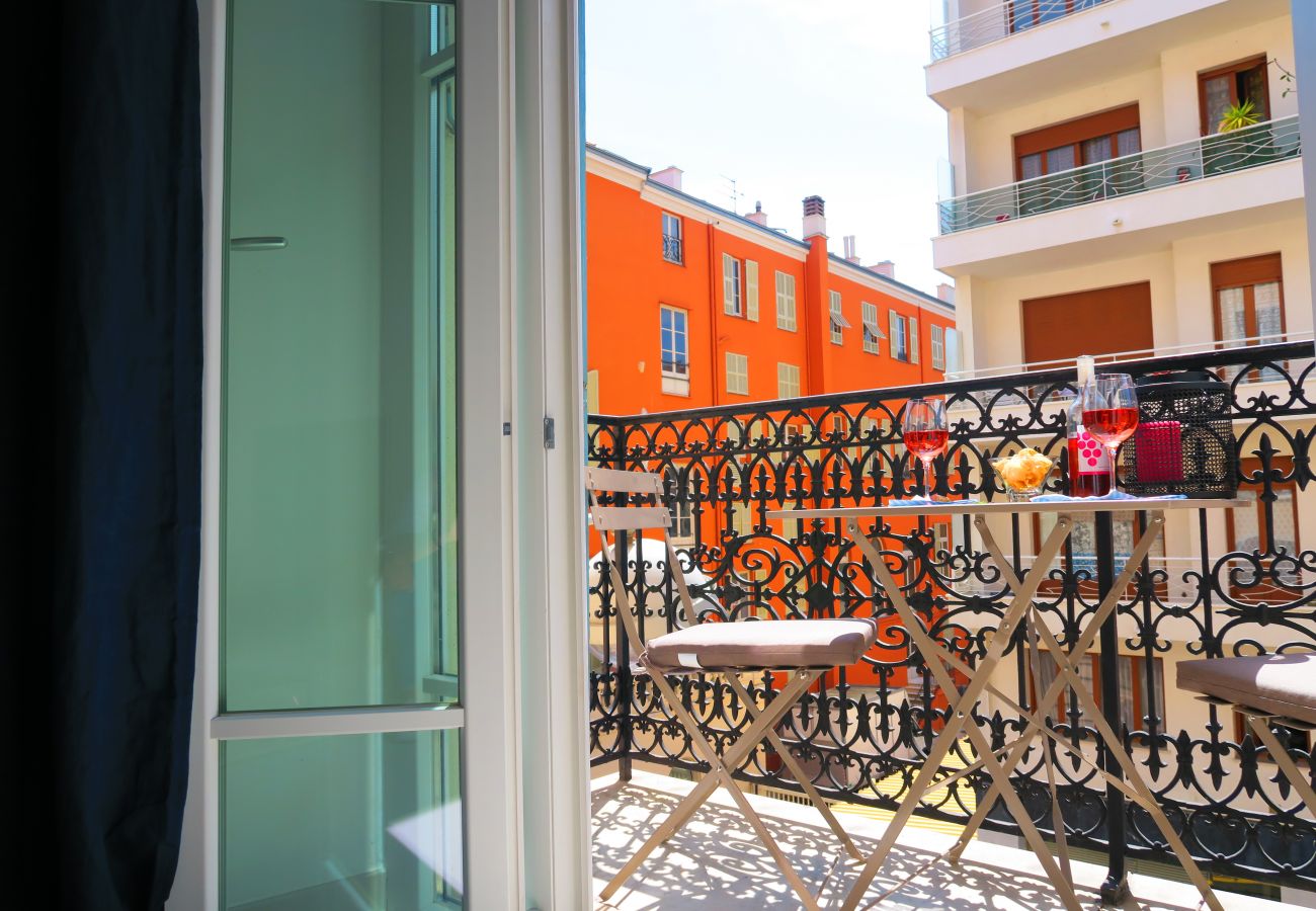 Apartment in Nice - N&J - COLIBRI PRESTIGE - Central - By sea