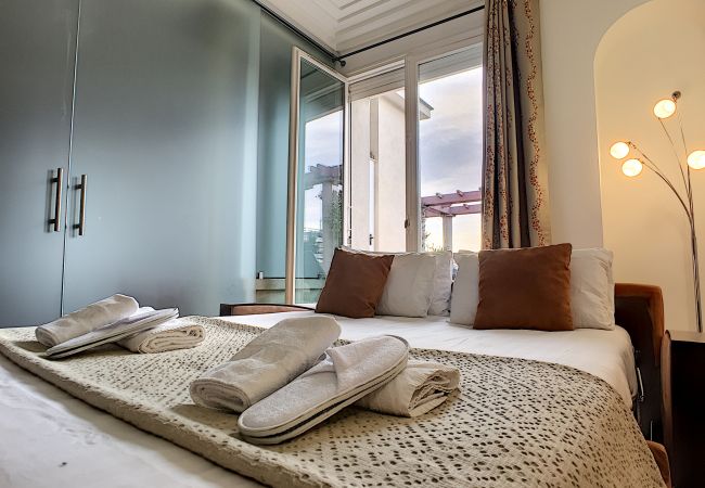 Apartment in Nice - N&J - SEA VIEW TERRACE PENTHOUSE - Private terrace Apartment in Nice - N&J - SEA VIEW TERRACE PENTHOUSE - Private terrace