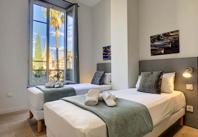 Apartment in Nice - N&J - PALAIS MARIE PRESTIGE - Central - By sea Apartment in Nice - N&J - PALAIS MARIE PRESTIGE - Central - By sea