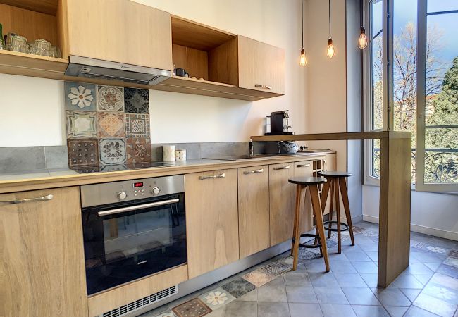 Apartment in Nice - N&J - PALAIS MARIE PRESTIGE - Central - By sea Apartment in Nice - N&J - PALAIS MARIE PRESTIGE - Central - By sea