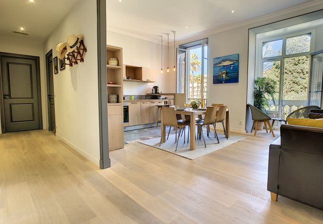 Apartment in Nice - N&J - PALAIS MARIE PRESTIGE - Central - By sea Apartment in Nice - N&J - PALAIS MARIE PRESTIGE - Central - By sea