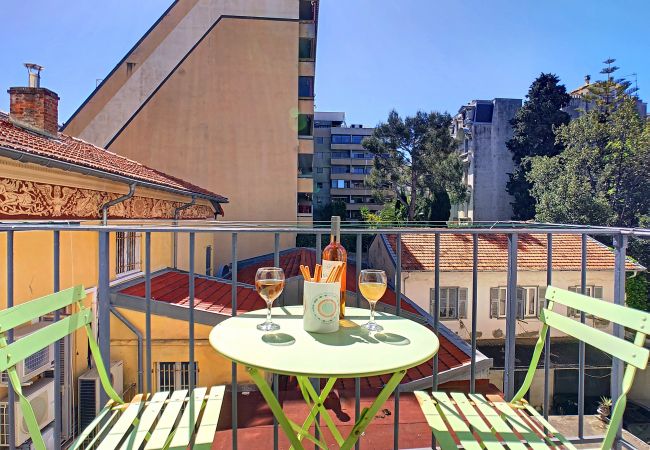 Apartment in Nice - N&J - PALAIS MARIE PRESTIGE - Central - By sea Apartment in Nice - N&J - PALAIS MARIE PRESTIGE - Central - By sea