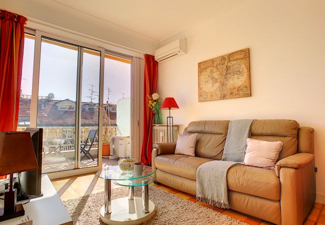 Apartment in Nice - N&J - GIBRALTAR TERRASSE - Central - Close sea