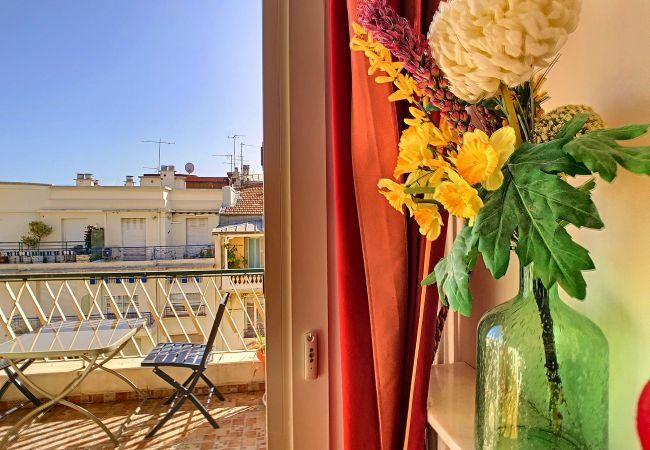 Apartment in Nice - N&J - GIBRALTAR TERRASSE - Central - Close sea