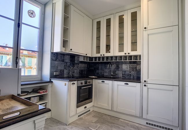 Apartment in Nice - FRENCH RIVIERA - MOBILITY LEASE FROM 1 TO 10 MONTHS Apartment in Nice - FRENCH RIVIERA - MOBILITY LEASE FROM 1 TO 10 MONTHS