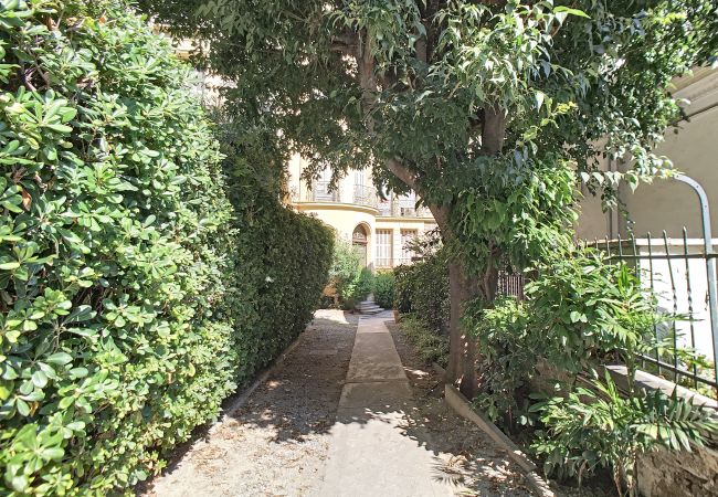 Apartment in Nice - FRENCH RIVIERA - MOBILITY LEASE FROM 1 TO 10 MONTHS Apartment in Nice - FRENCH RIVIERA - MOBILITY LEASE FROM 1 TO 10 MONTHS