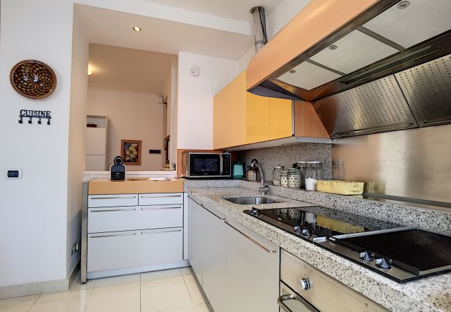 Apartment in Nice - N&J - PALAIS NICOLE - Central - Very close sea Apartment in Nice - N&J - PALAIS NICOLE - Central - Very close sea