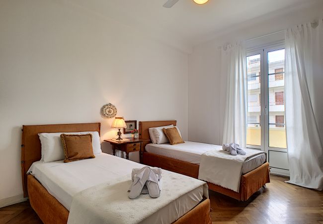 Apartment in Nice - N&J - PALAIS NICOLE - Central - Very close sea Apartment in Nice - N&J - PALAIS NICOLE - Central - Very close sea