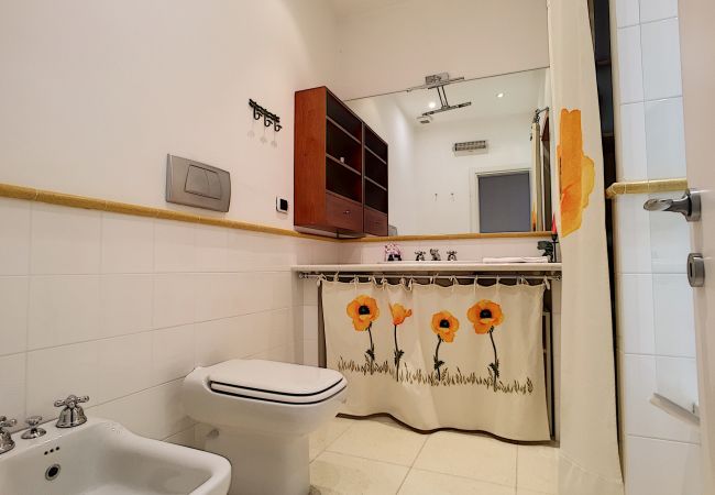 Apartment in Nice - N&J - PALAIS NICOLE - Central - Very close sea Apartment in Nice - N&J - PALAIS NICOLE - Central - Very close sea