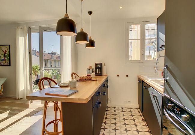 Apartment in Nice - N&J - SUNNY TERRACE - Close sea - Top Floor Apartment in Nice - N&J - SUNNY TERRACE - Close sea - Top Floor