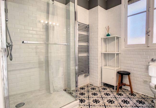 Apartment in Nice - N&J - SUNNY TERRACE - Close sea - Top Floor Apartment in Nice - N&J - SUNNY TERRACE - Close sea - Top Floor