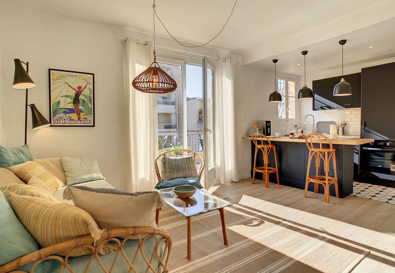 Apartment in Nice - N&J - SUNNY TERRACE - Close sea - Top Floor