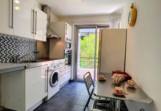 Apartment in Nice - N&J - DEBUSSY TERRASSE - Hyper center Apartment in Nice - N&J - DEBUSSY TERRASSE - Hyper center