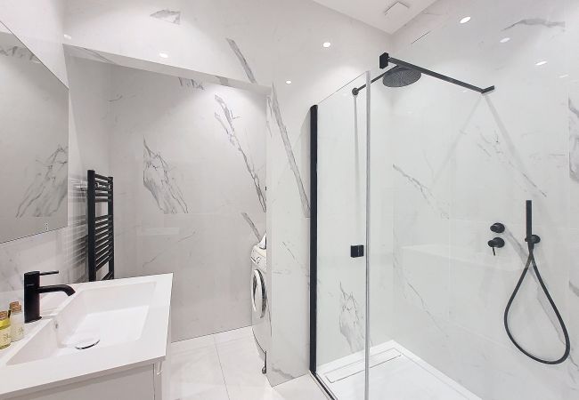 Apartment in Nice - N&J - SQUARE PROMENADE - Central  - Close sea Apartment in Nice - N&J - SQUARE PROMENADE - Central  - Close sea