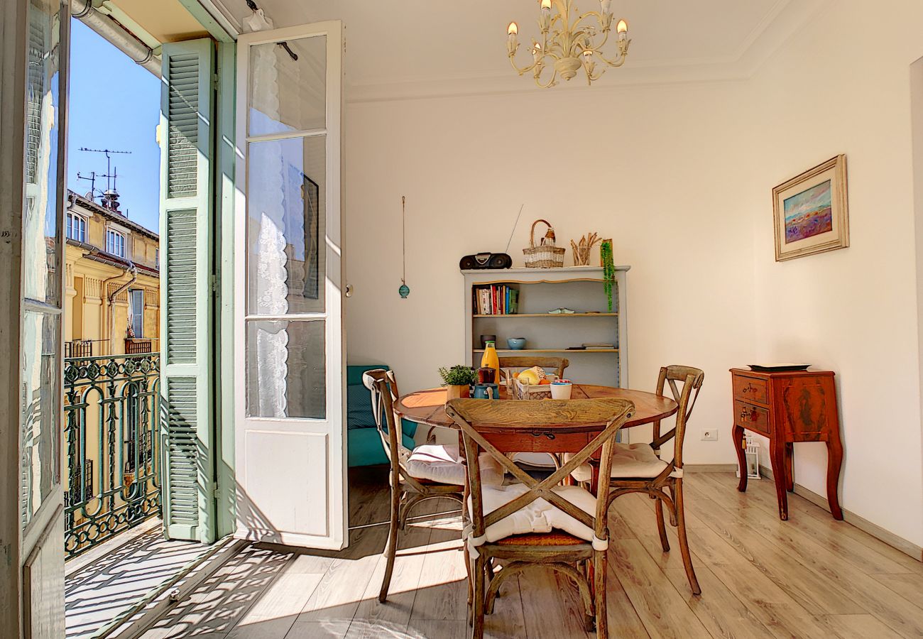 Apartment in Nice - N&J - LAVINIA - Central - Close sea 