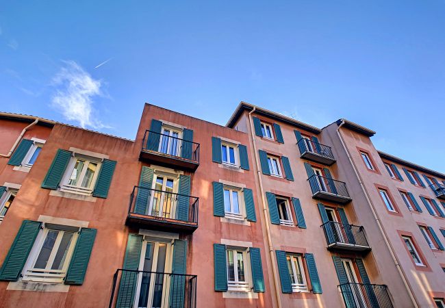 Apartment in Nice - N&J - PLACE DU PIN - Port - Close Old Town Apartment in Nice - N&J - PLACE DU PIN - Port - Close Old Town