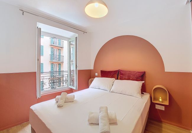 Apartment in Nice - N&J - PLACE DU PIN - Port - Close Old Town Apartment in Nice - N&J - PLACE DU PIN - Port - Close Old Town