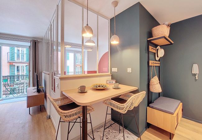 Apartment in Nice - N&J - PLACE DU PIN - Port - Close Old Town Apartment in Nice - N&J - PLACE DU PIN - Port - Close Old Town