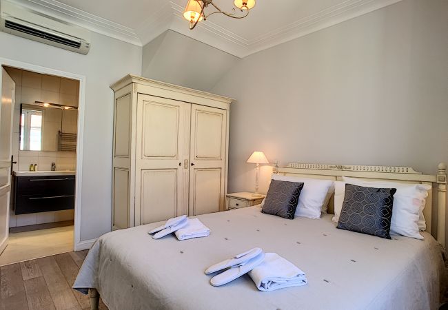 Apartment in Nice - N&J - PALAIS MASSENA - Hyper center - Close sea Apartment in Nice - N&J - PALAIS MASSENA - Hyper center - Close sea