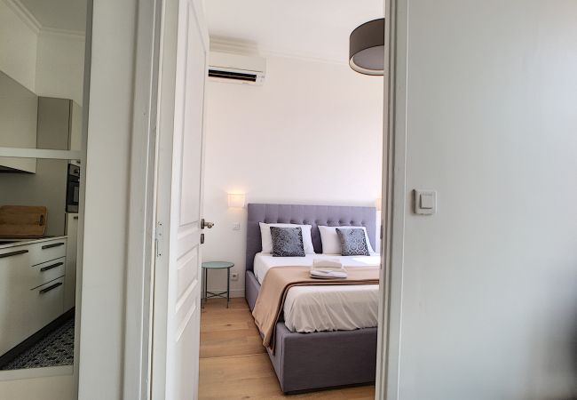 Apartment in Nice - N&J - CAESARS - Hyper center - Shopping avenue Apartment in Nice - N&J - CAESARS - Hyper center - Shopping avenue