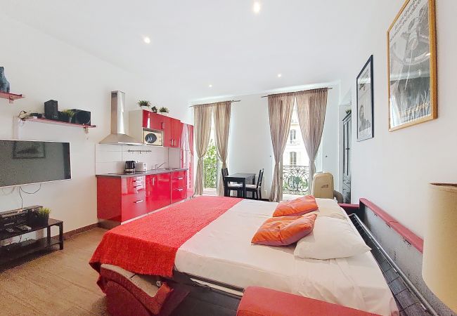 Studio in Nice - N&J  - DOLCE VITA STUDIO - Hyper center - Balcony Studio in Nice - N&J  - DOLCE VITA STUDIO - Hyper center - Balcony