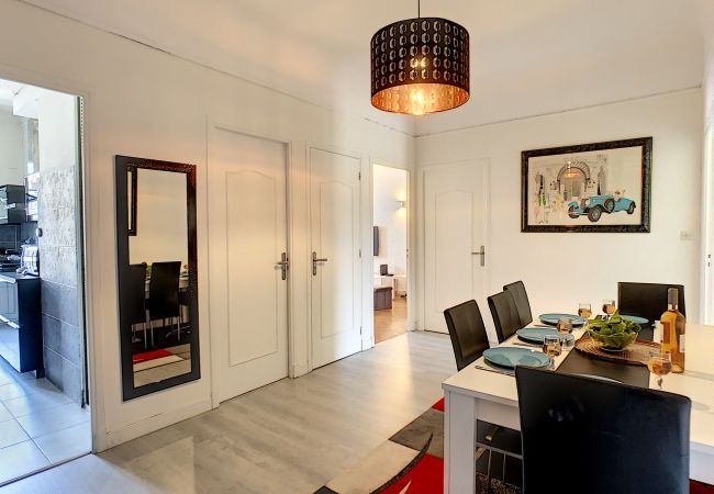 Apartment in Nice - N&J - CHILL LOUNGE - Central - Very close sea Apartment in Nice - N&J - CHILL LOUNGE - Central - Very close sea