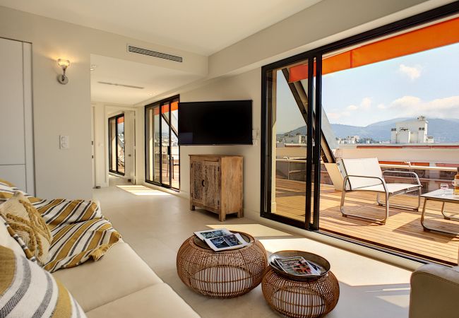 Apartment in Nice - N&J  - SKY LIGHT TERRACE - Central - Close sea Apartment in Nice - N&J  - SKY LIGHT TERRACE - Central - Close sea