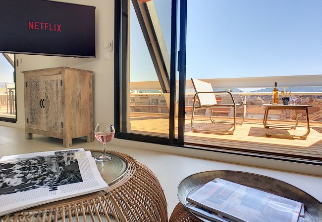 Apartment in Nice - N&J  - SKY LIGHT TERRACE - Central - Close sea Apartment in Nice - N&J  - SKY LIGHT TERRACE - Central - Close sea