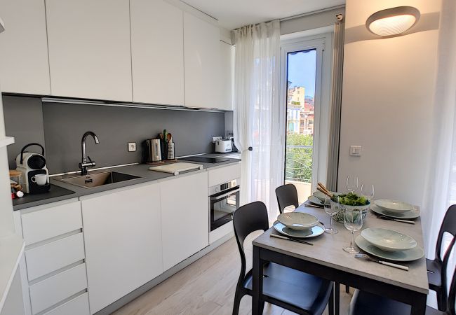 Studio in Nice - N&J - BLUE OCEAN - Central -  Very close sea Studio in Nice - N&J - BLUE OCEAN - Central -  Very close sea