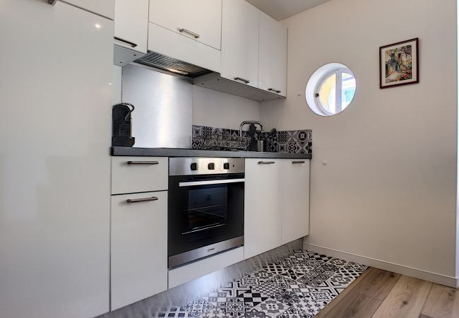 Apartment in Nice - N&J - COZY CLOUD - Hyper center - Close sea Apartment in Nice - N&J - COZY CLOUD - Hyper center - Close sea