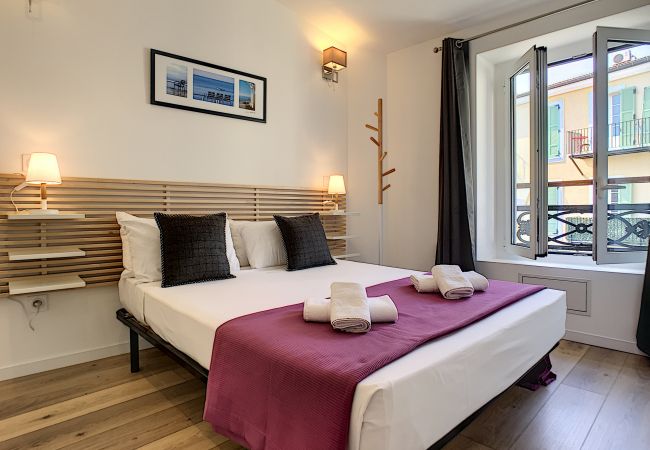 Apartment in Nice - N&J - COZY CLOUD - Hyper center - Close sea Apartment in Nice - N&J - COZY CLOUD - Hyper center - Close sea