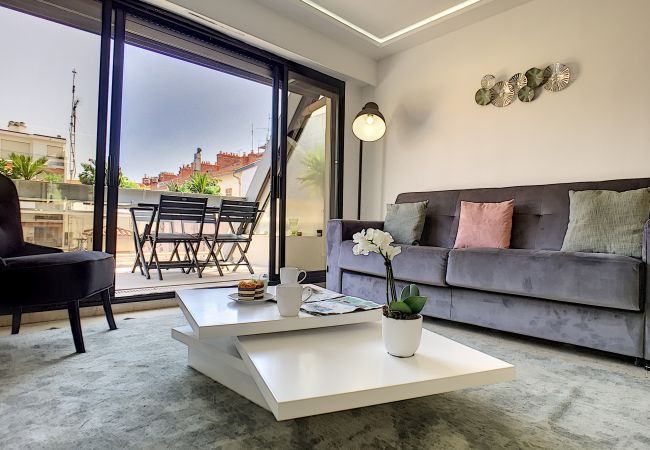 Apartment in Nice - N&J - DIAMOND BAY TERRACE - Central - By sea Apartment in Nice - N&J - DIAMOND BAY TERRACE - Central - By sea