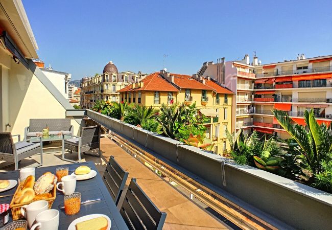 Apartment in Nice - N&J - DIAMOND BAY TERRACE - Central - By sea Apartment in Nice - N&J - DIAMOND BAY TERRACE - Central - By sea