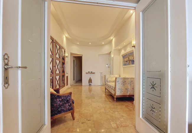 Apartment in Nice - N&J - HORIZON PROMENADE - Central - Sea front Apartment in Nice - N&J - HORIZON PROMENADE - Central - Sea front