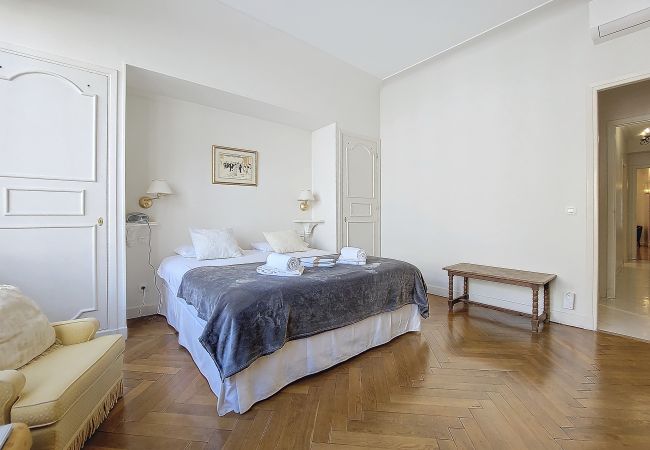 Apartment in Nice - N&J - HORIZON PROMENADE - Central - Sea front Apartment in Nice - N&J - HORIZON PROMENADE - Central - Sea front